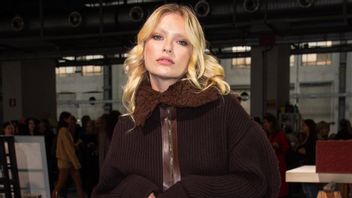 el - Camille Razat annonce sa sortie d'Emily in Paris 5