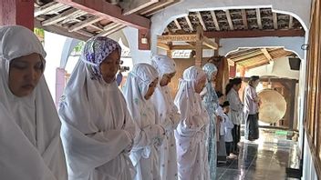 पोनोरोगो के थारिकाह शाथारीयाह जमात ने पहले शैलात इद का आयोजन किया