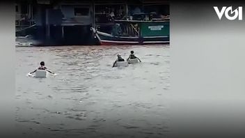 VIDEO: Cerita di Balik Viral Anak Sekolah di OKI Sumsel Seberangi Sungai dengan Styrofoam