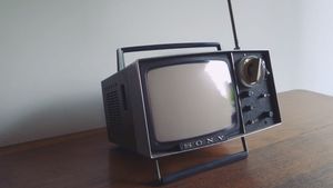 Siaran TV Analog Dialihkan ke Digital, Konon Rakyat Akan Mendapatkan Set Top Box Gratis