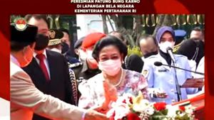 Resmikan Patung Bung Karno, Megawati Cerita Pengalaman Lucu Sang Ayah Menunggangi Kuda