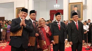 巴斯韦丹要求Pansel-DPR-Jokowi Tanggungjawab 开始Jalan Firli成为KPK主席