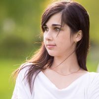 Jangan Sampai Kehilangan Diri Sendiri dalam Hubungan Romantis, Ini Caranya