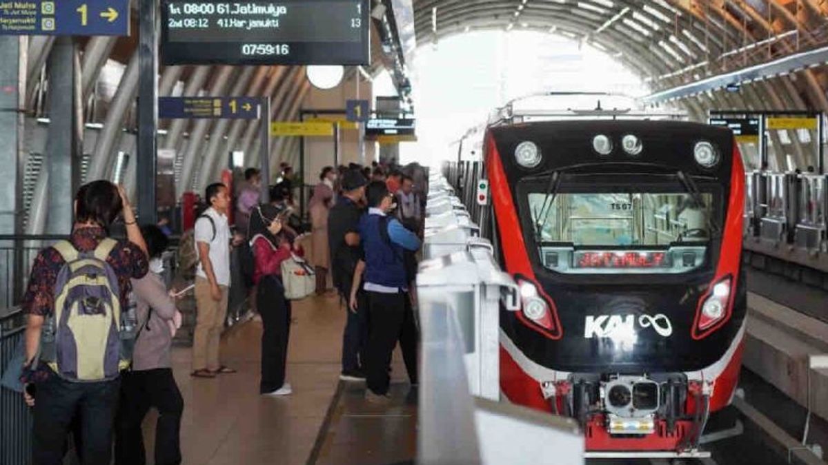 KAI note que 1,56 million de passagers utilisent KRL-LRT Jabodebek pour profiter du tarif de 1 IDR