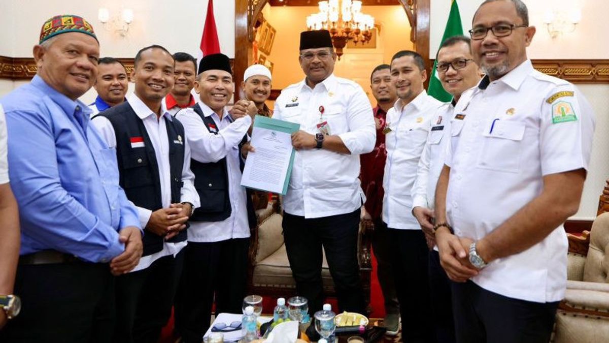 Meet Safrizal ZA, Aceh Labor Alliance Asks For 2025 UMP Of IDR 4 Million