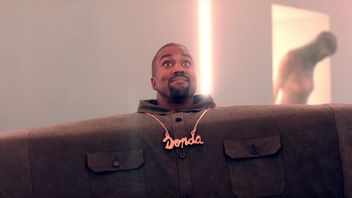 Unlicensed Release, Kanye West's DONDA Album Successfully Tops Music Charts