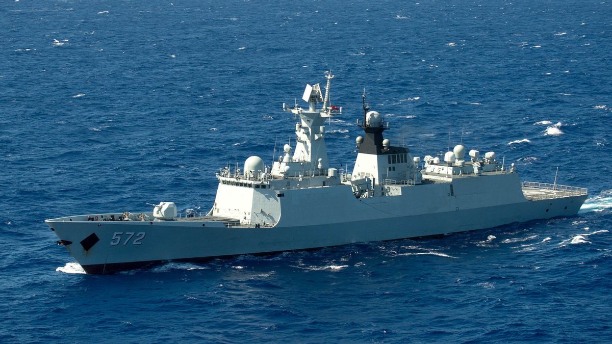 中国とロシアの海軍が南シナ海で射撃訓練を実施