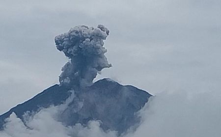 Semeru Erupsi Beberapa Kali dengan Tinggi Letusan hingga 1.200 Meter