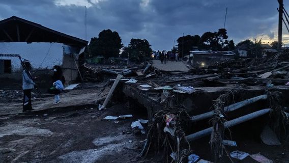 Takbir Seorang Ibu NTT Menggema 'Allahu Akbar' Lihat Jenazah Kapitan Ditemukan