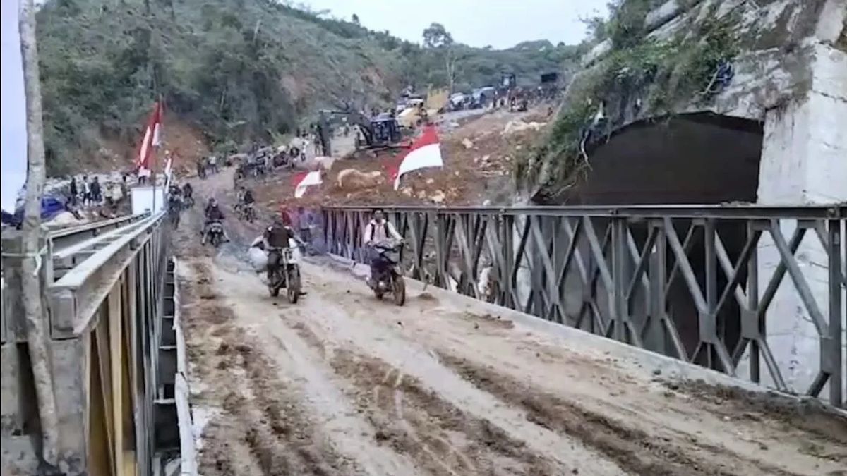 TNI Rampung Bangun 32 Jembatan Bailey di Lokasi Bencana, Kebut 40 Jembatan Aramco