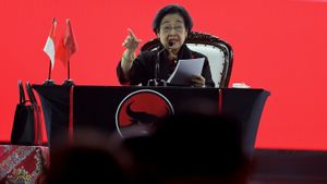 Sentil Fraksi PDIP 由于修订了MK法和Lolos广播,Megawati:这是什么?