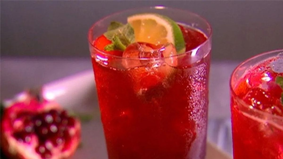 Nutritionist Reveals the Best Morning Drink for High Cholesterol Sufferers