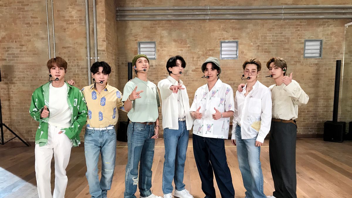 BTS يحصل على جائزة جيمس ألف فان فليت للمساهمة الموسيقية