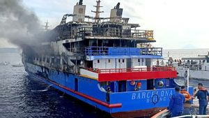 KM Barcelona V Terbakar, Dugaan Penyebab Masih Diselidiki
