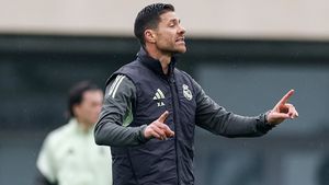 Alonso Sebut Masalah dengan Vinicius Selesai