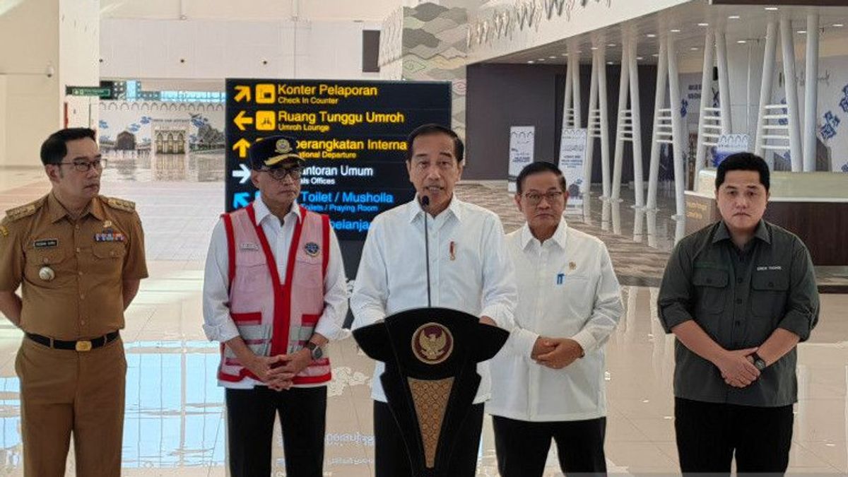 Jokowi Hopes Cisumdawu Toll Road Triggers Increased Passenger Traffic At BIJB Kertajati