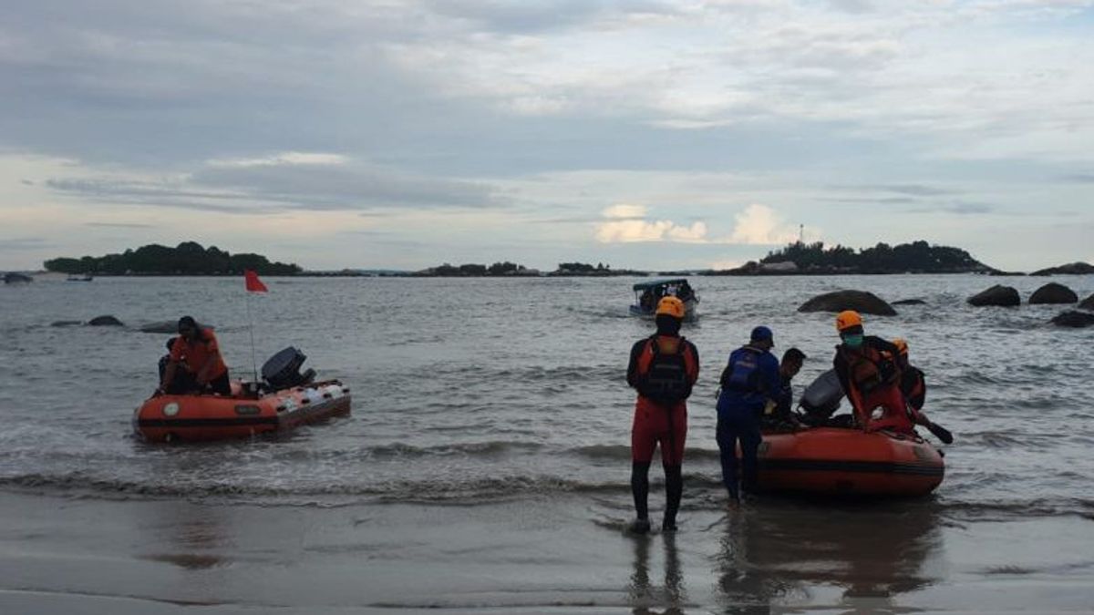 整个庞加尔皮南海滩的潮汐波潜力，巴萨纳斯要求游客保持警惕