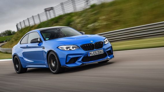 試験中にカメラにキャプチャされた最新のBMW M2 CSは、500 tm以上の電力を持つと推定されています。