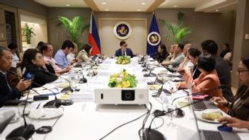 الفلبين تسرع في تقديم إعانات الوقود وتخفيض أسعار النقل العام