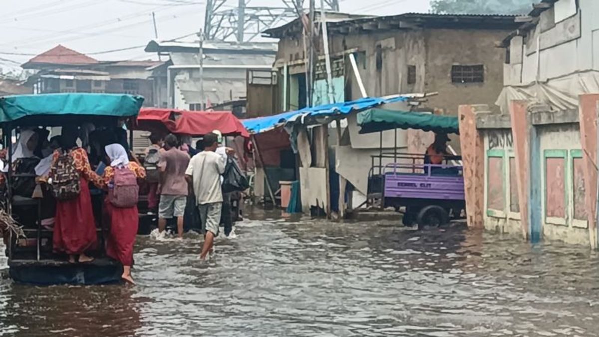 Genangan Banjir Rob di Jakarta Utara Menurun, BPBD DKI Tetap Siaga