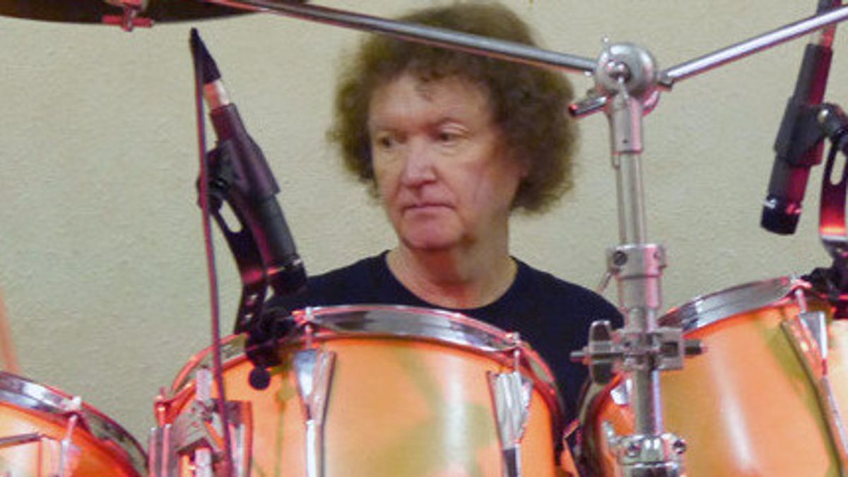Les Binks, Mantan Drummer Judas Priest Meninggal Dunia