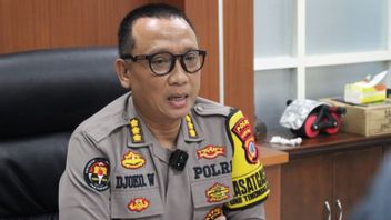 Police Confirm That The Viral Drug Raid In Palu Was Responded To By A Stone Loop