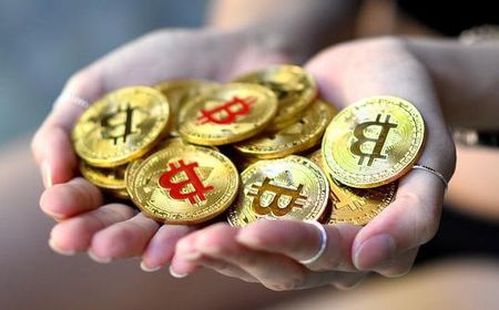 Harga Bitcoin, Ethereum, hingga XRP Menguat Senin Pagi: Namun Melempem dalam Sepekan Terakhir