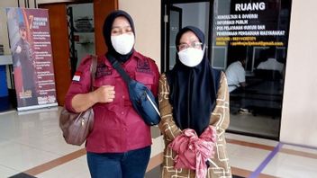 Kejaksaan Jambi Tangkap Perempuan Buronan Korupsi Dana Desa di Jakarta