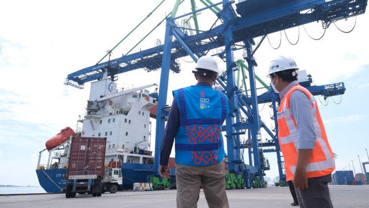 PLN fournit 4,3 MVA d’électricité pour le nouveau port de Makassar