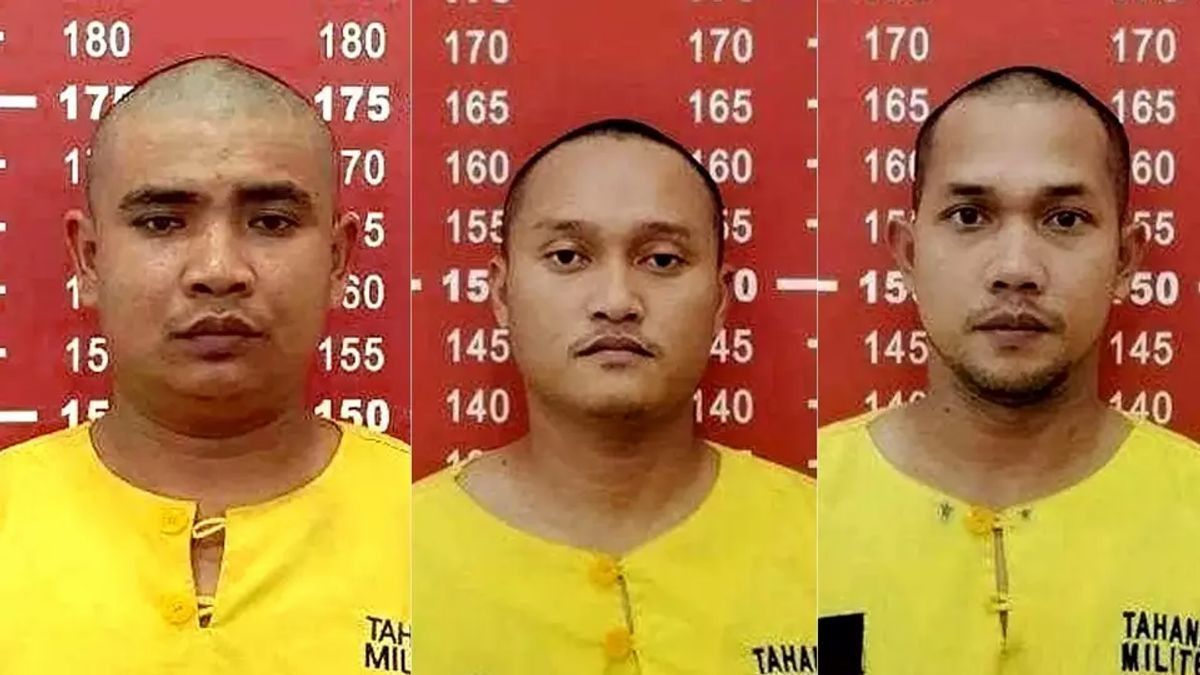 Three TNI Personnel Killing Imam Masykur Bowed In Front Of Military Court Judge II-08