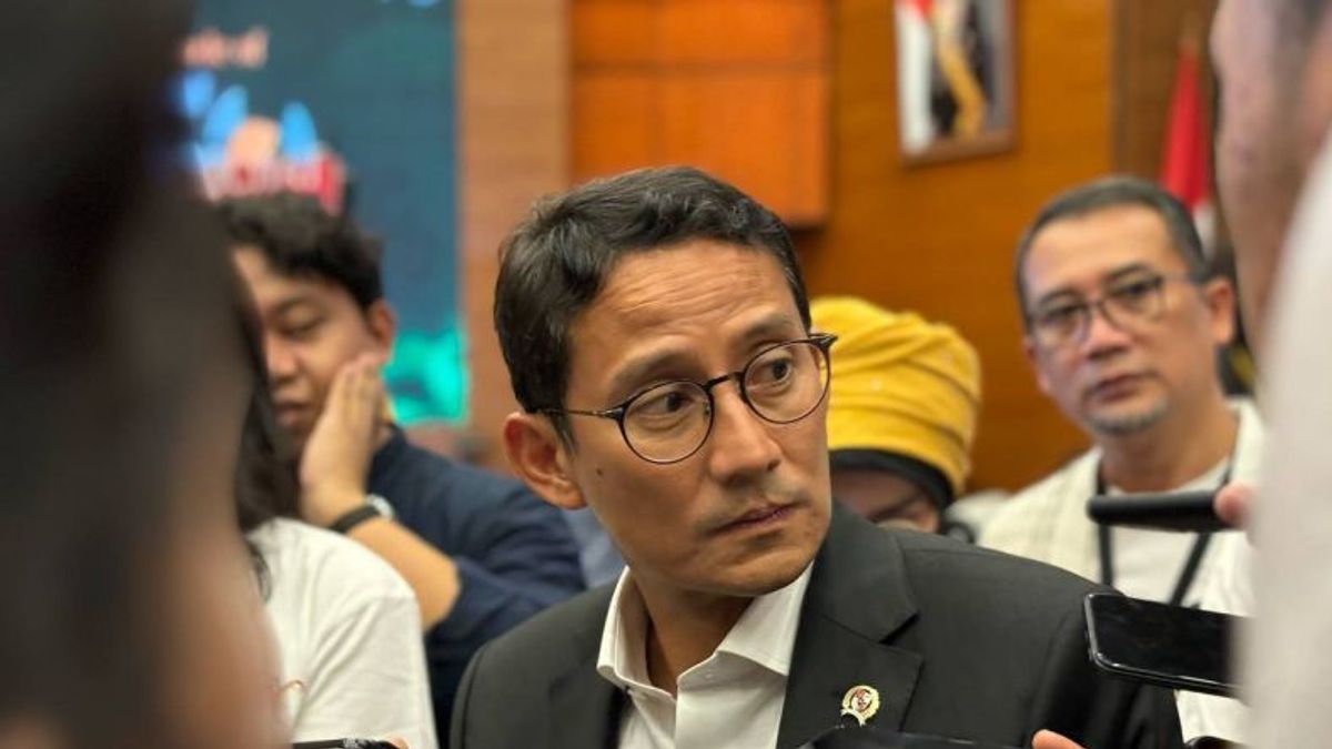 Sandiaga Klaim Tiket Pesawat Garuda Indonesia Rute Bali Turun 45 persen