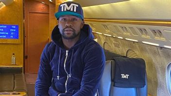Crazy! Mayweather Offers IDR $ 100,000 For Those Who Can Catch The Robber At His Home