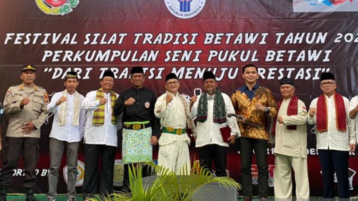 The City Government Of South Jakarta Holds The Betawi Traditional Silat Festival To Improve Achieve Regional Athletes