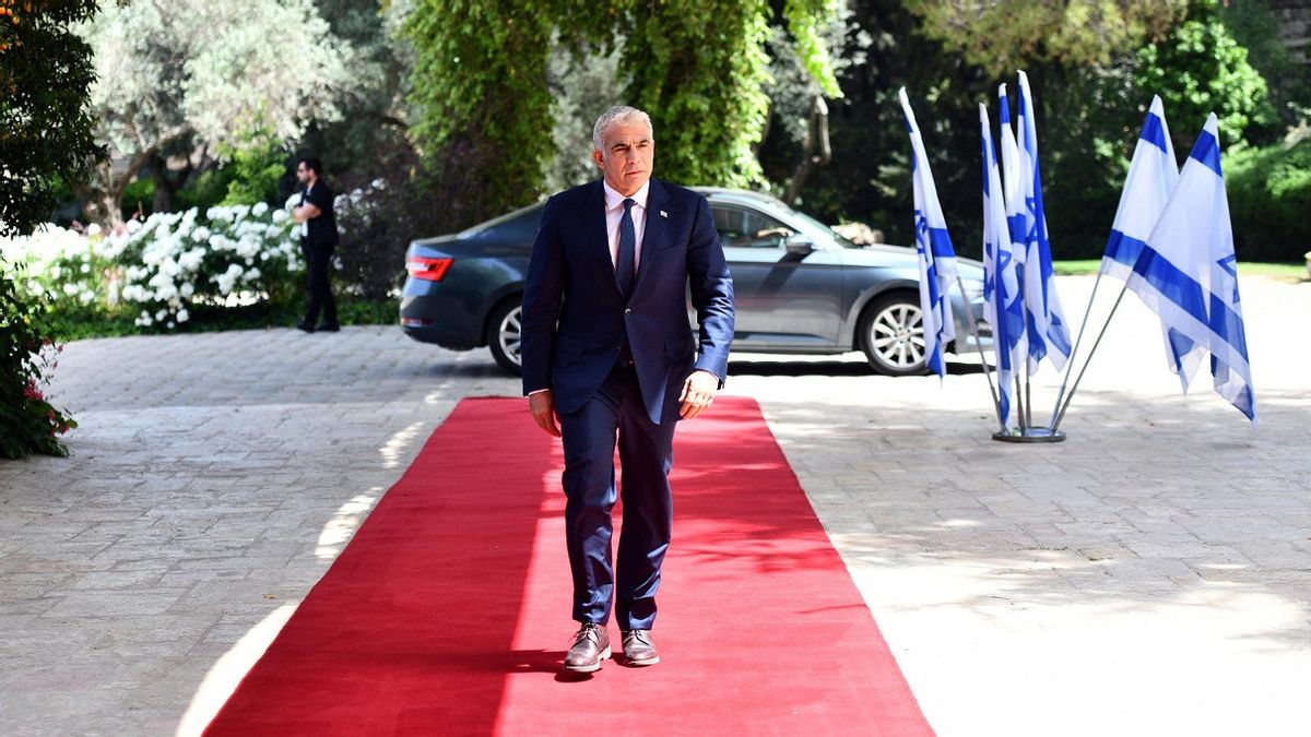 وزير إسرائيلي يزور مجمع الأقصى، رئيس الوزراء السابق لانتقاد إدارة نتنياهو: الانضمام إلى النصف العالمي لمدة 13 دقيقة