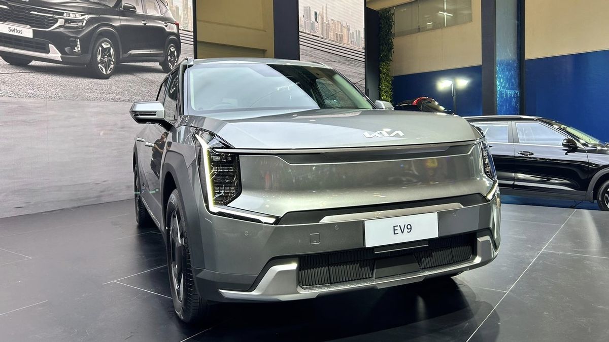 Kia lance 3 nouveaux modèles dans GIIAS 2024, Carnival Hybrid, EV9 Earth à Kia Seltos