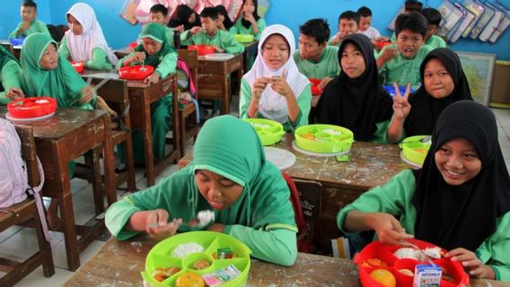 BRIN: Le programme d'alimentation gratuite renforcera l'attention sur l'apprentissage des enfants indonésiens