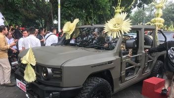 Prabowo Ungkap Maksud Datang ke KPU Daftar Nyapres Naik Mobil Maung