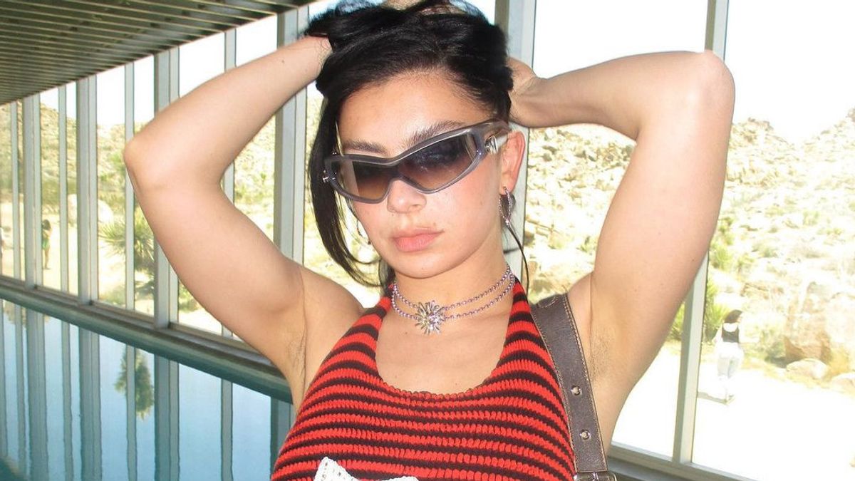 Charli XCX Responds To Fans Speculation About Unfollowing Rina Sawayama