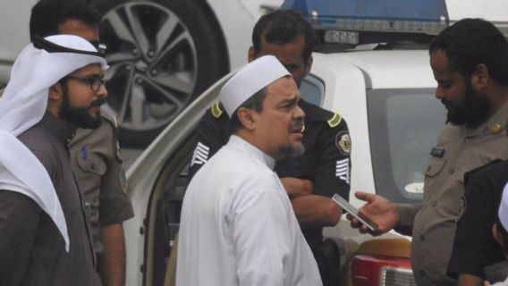 During A Demonstration Against The Work Creation Law, The FPI Chairman Announced Rizieq Sihab's Return Plan