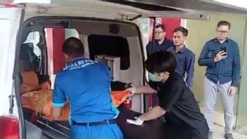 被害者の弁護士テピス・カカブ・バンクは容疑者によってランダムに選ばれた