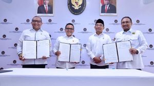 Pemerintah Tetapkan 27 Hari Libur Nasional dan Cuti Bersama 2025