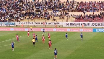 سيمين بادانغ تنهار من ركلة جزاء زيفالينتي PSIM