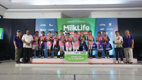 La patience de MilkLife construit une fondation pour le football féminin