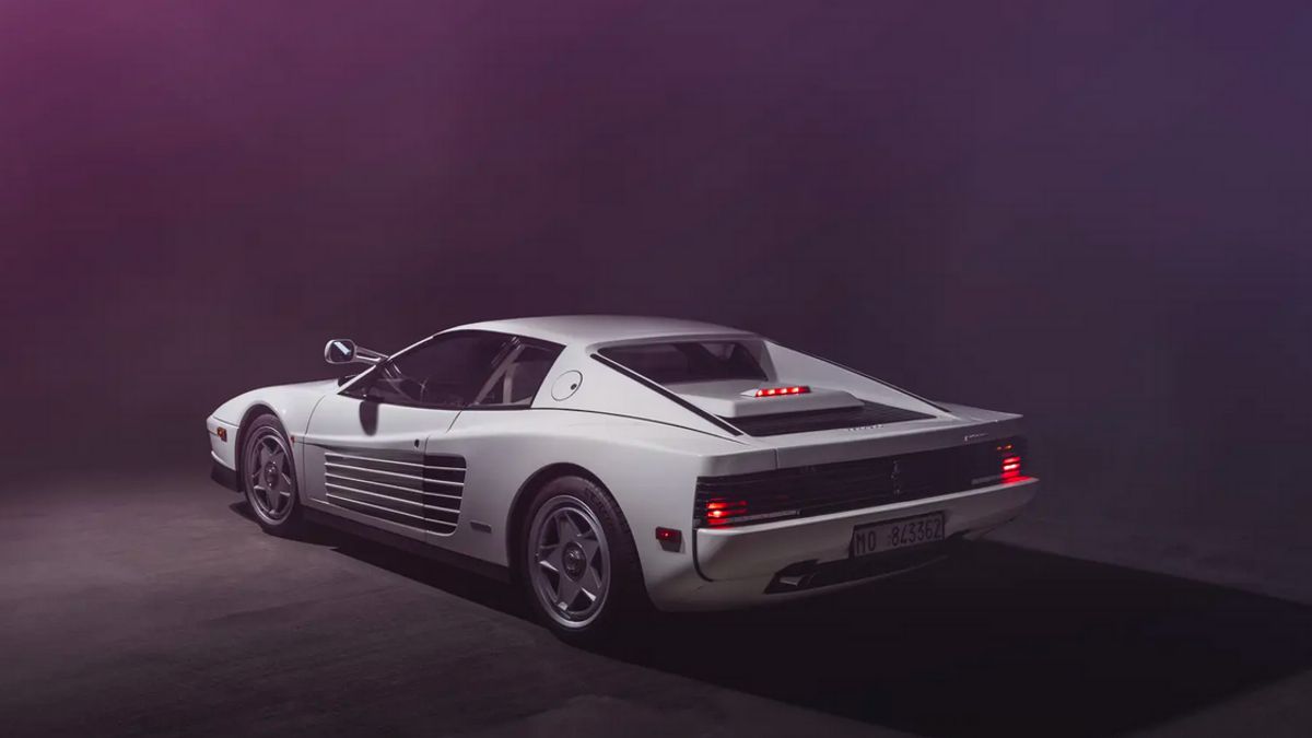 Retour aux années 80 : la Ferrari Testarossa est prête à changer de mains