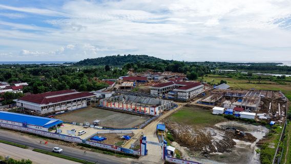 Le développement rapide des écoles populaires dans le sud de Sulawesi, Waskita Karya implique 3 000 travailleurs