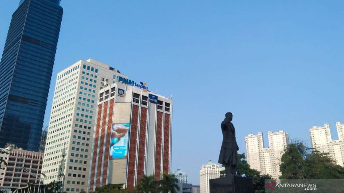 L’Agence De Météorologie, De Climatologie Et De Géophysique émet Une Alerte Précoce, Deux Zones De Jakarta Potentiellement De La Pluie Et Des Vents Forts