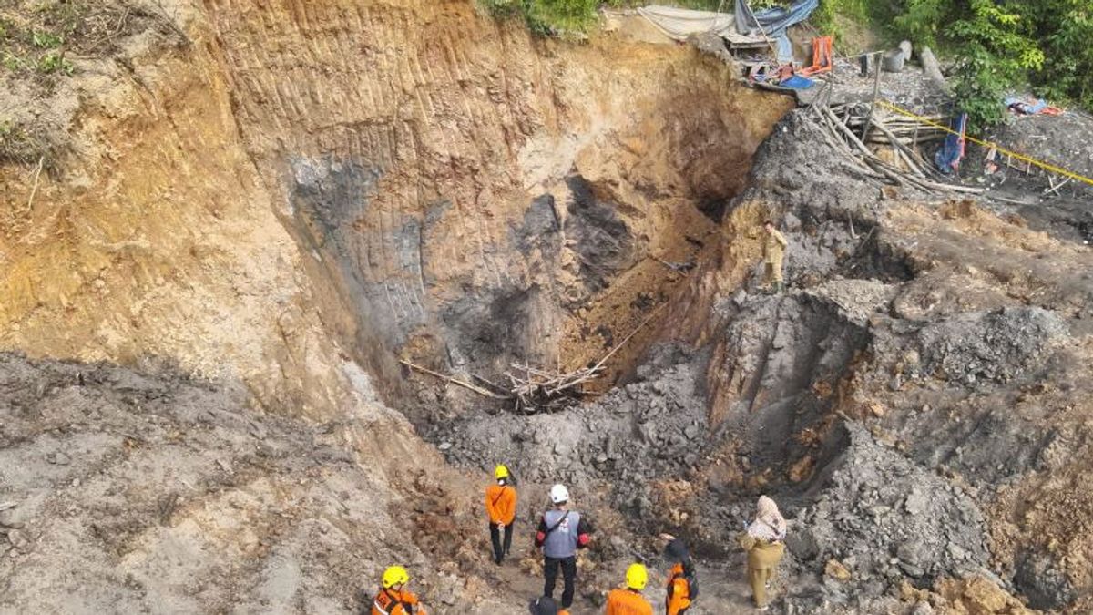 L’équipe conjointe SAR a arrêté la recherche de 2 mineurs de charbon à Lebak