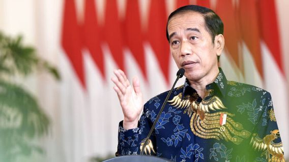 L’observateur Politique De L’UPH Emrus Sihombing A Déclaré Que La Démocratie à L’ère Jokowi A Bien Fonctionné, Mais Voici Ce Qu’il A Dit Sur La Critique Via Mural