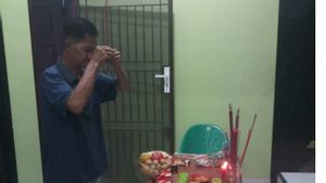 Ritual "Sam Sip Pu" saat Imlek; Warga Keturunan Tionghoa di Bangka Sembahyang Tutup Tahun