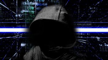Le Hacker Le Plus Recherché Du FBI Vit Paisiblement à Barnaoul, Vit Dans Un Manoir Et BMW Dans Un Garage